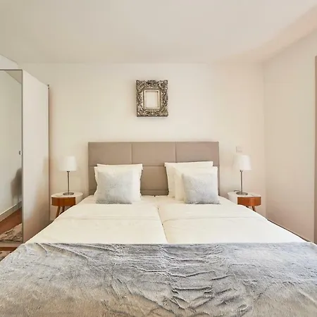 Casa Portuguesa Madalena Apartment Lisbon